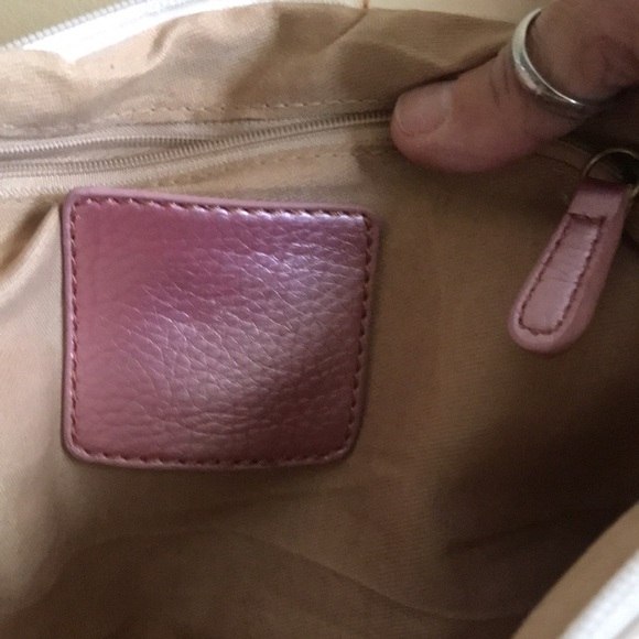 Used purse some wear but good condition - Picture 6 of 7